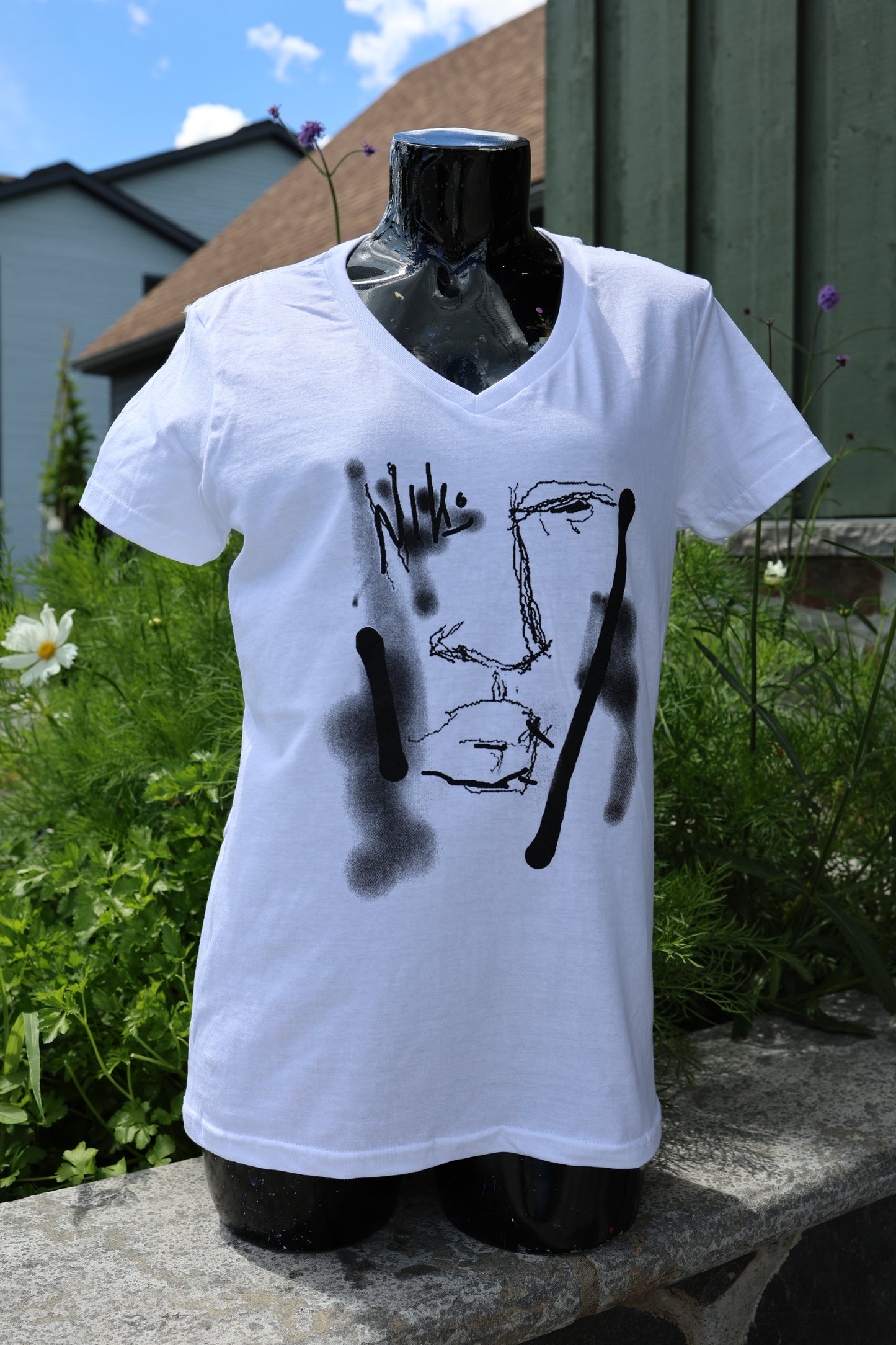Malaga People V-Neck T-Shirts - Niko Fashion Collection